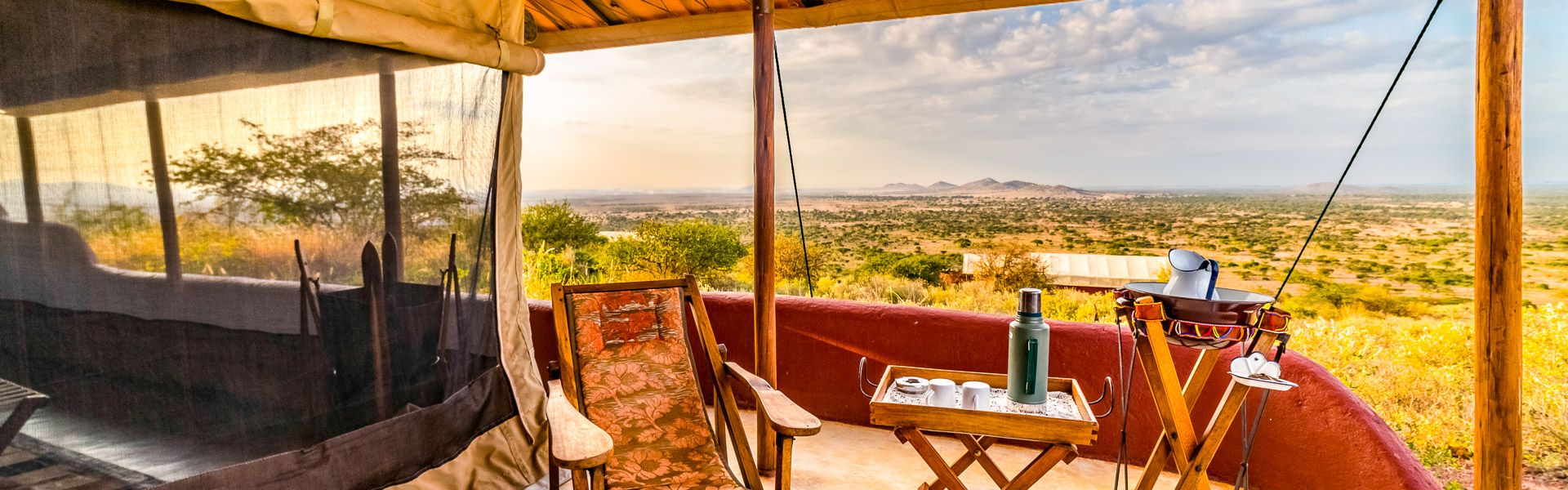 Ausblick von der Terrasse im Shumata Camp |  Javier Snchez Martnez, Shumata Camp / Chamleon